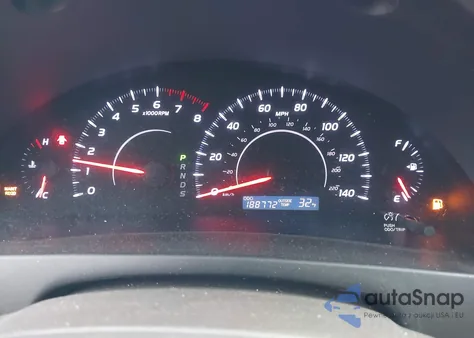 2011 Toyota Camry Le z USA, uszkodzony, nr VIN 4T4BF3EK2BR093314